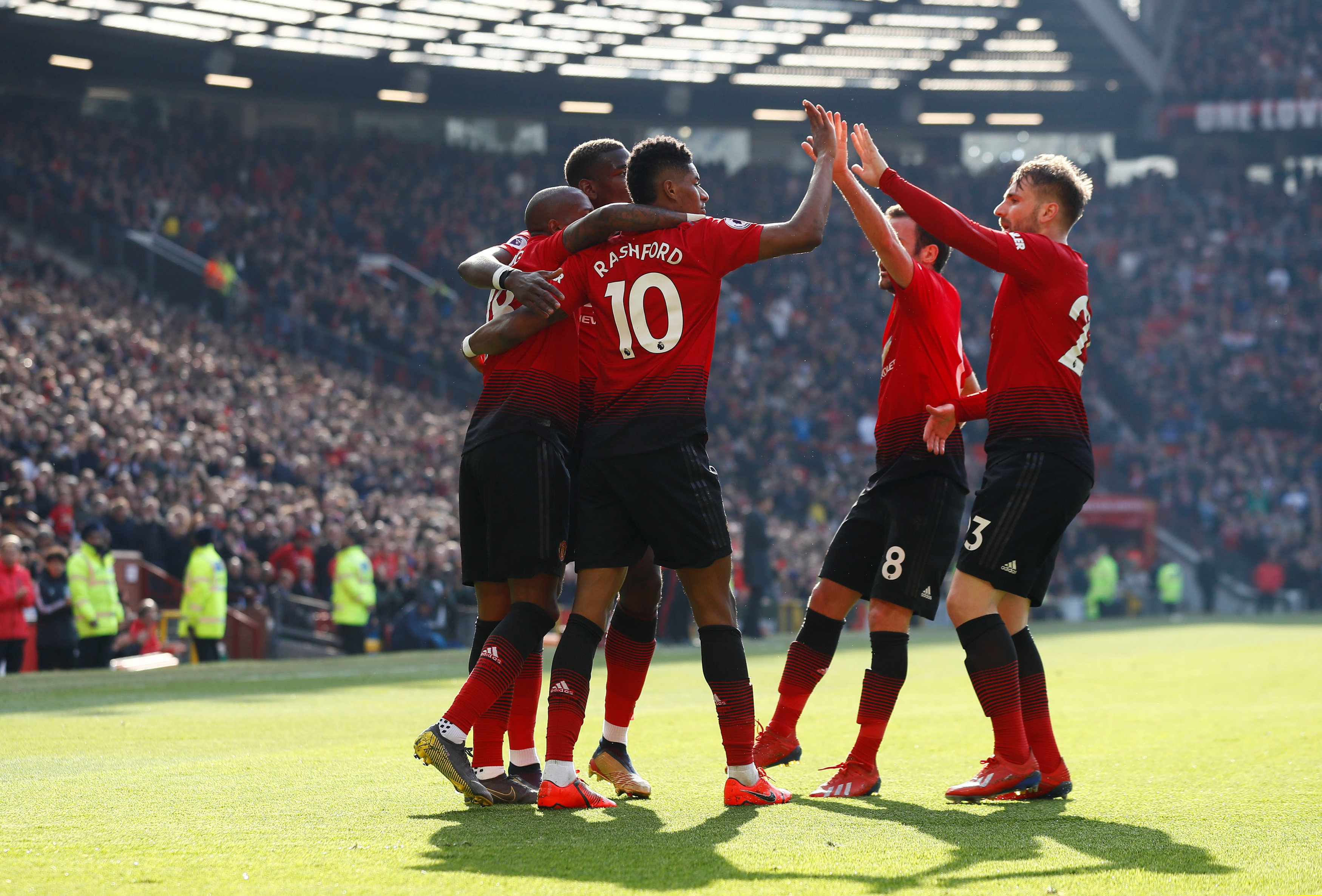 科斯奋起直 科斯奋起直