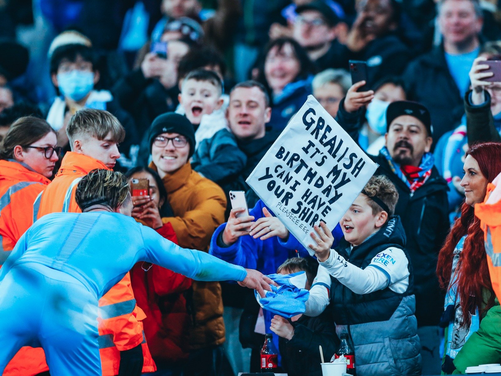 低估和自身 低估和自身